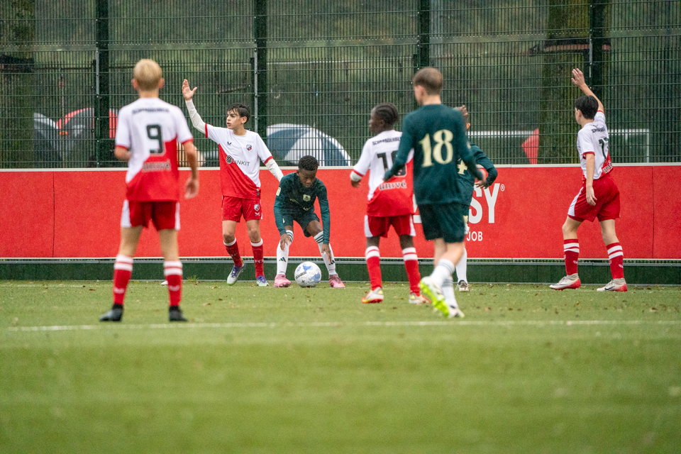 2025 11 01 F.C.Utrecht O13 1 PEC Zwolle O13 1 CMS FCU04013 38