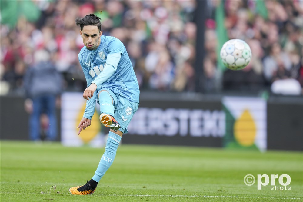 Copyright Proshots 24870301