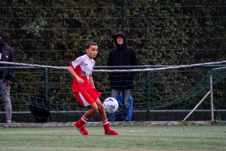 2025 11 01 F.C. Utrecht O13 2 Avv Zeeburgia O13 2 FCU03133 08