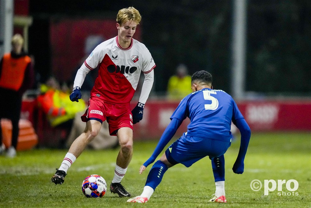 Jong FC Utrecht evenaart teamrecord na gelijkspel tegen Jong PSV
