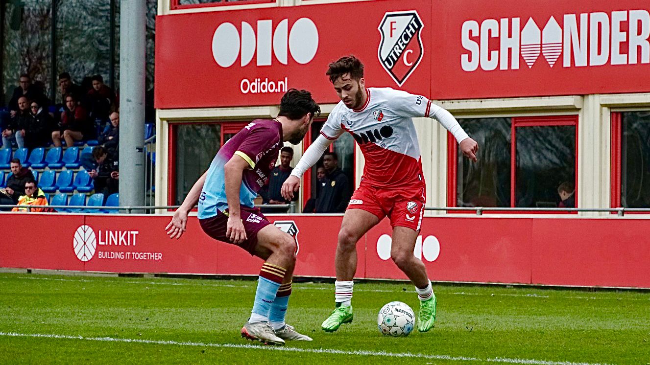 Zege op Zoudenbalch: FC Utrecht verslaat Helmond Sport
