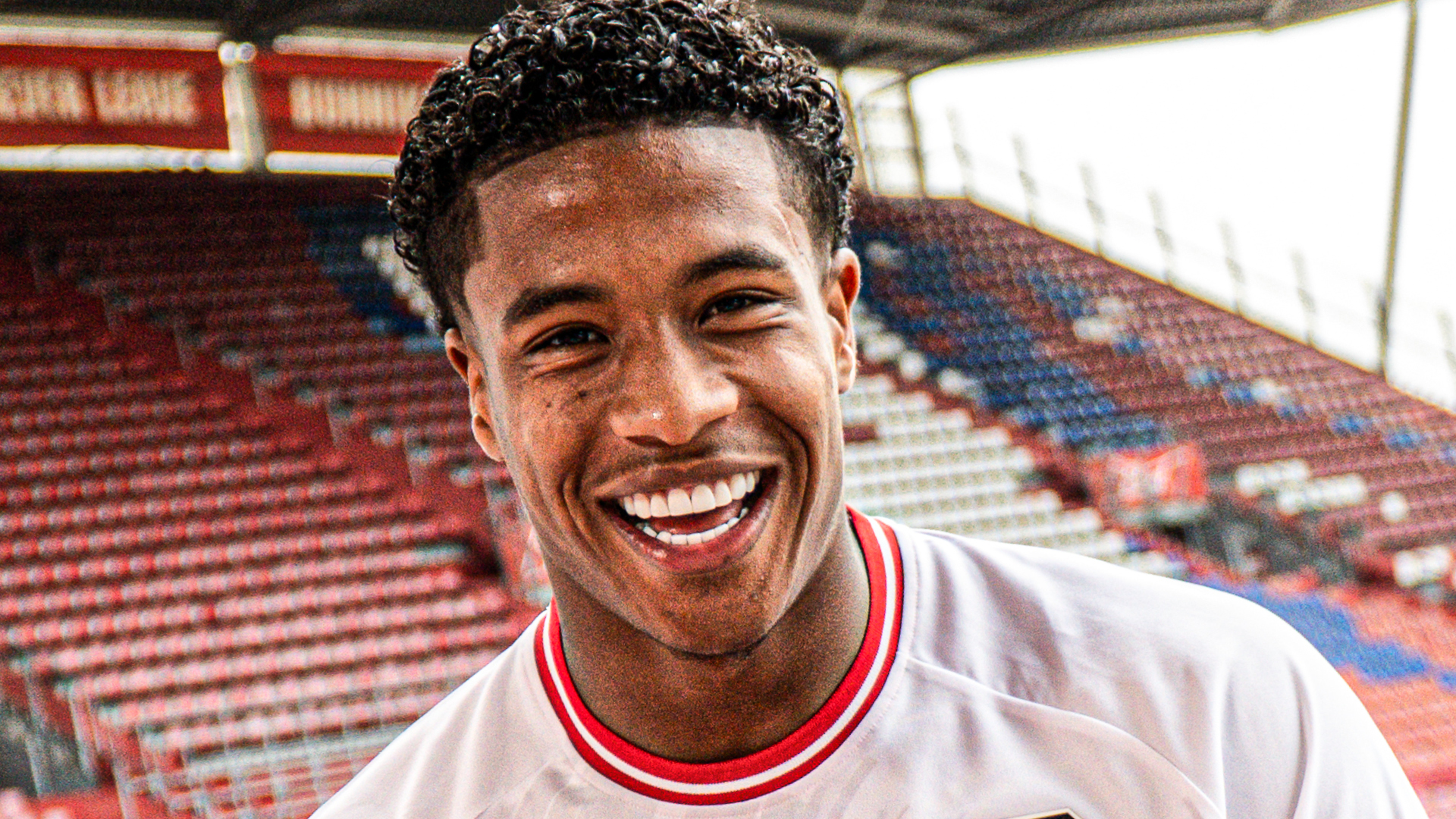 Defensieve versterking: Ryan Flamingo strijkt neer in Utrecht