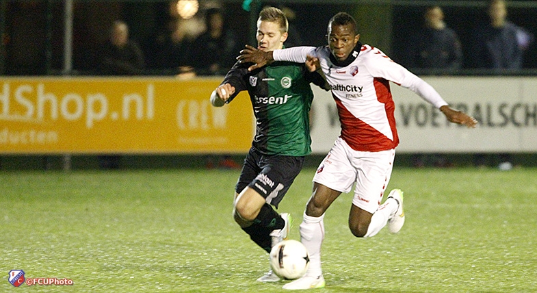 Jong FC Utrecht speelt oefenwedstrijd in Volendam
