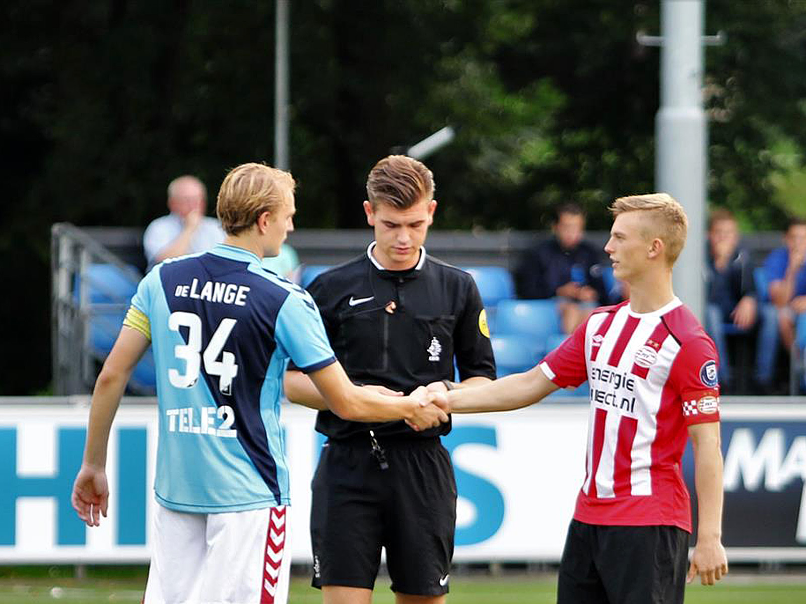 Jong FC Utrecht in Eindhoven onderuit