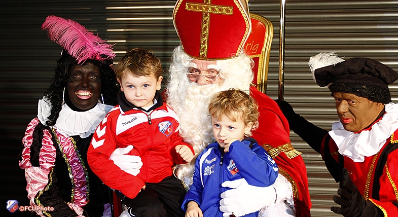 Stralende Junior Tigers bij Sinterklaasfeest
