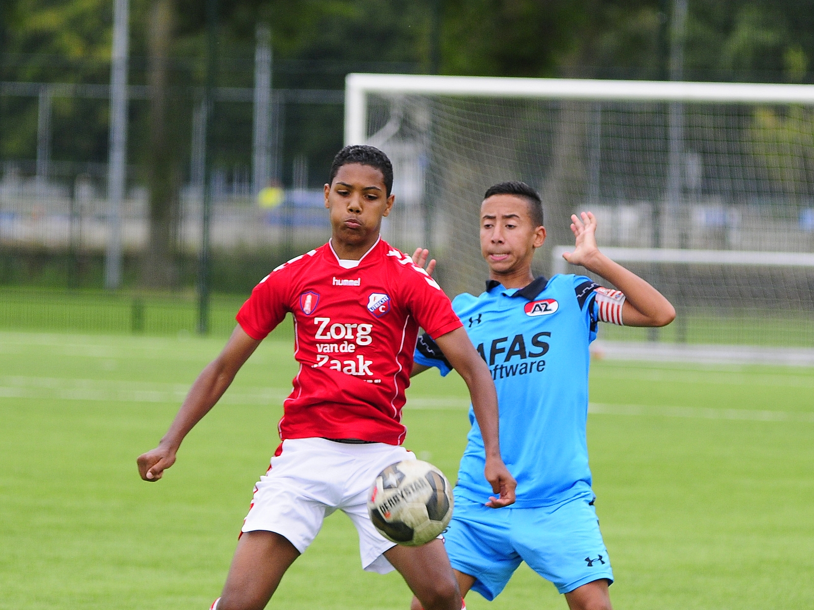 FC Utrecht O15 in leerproces