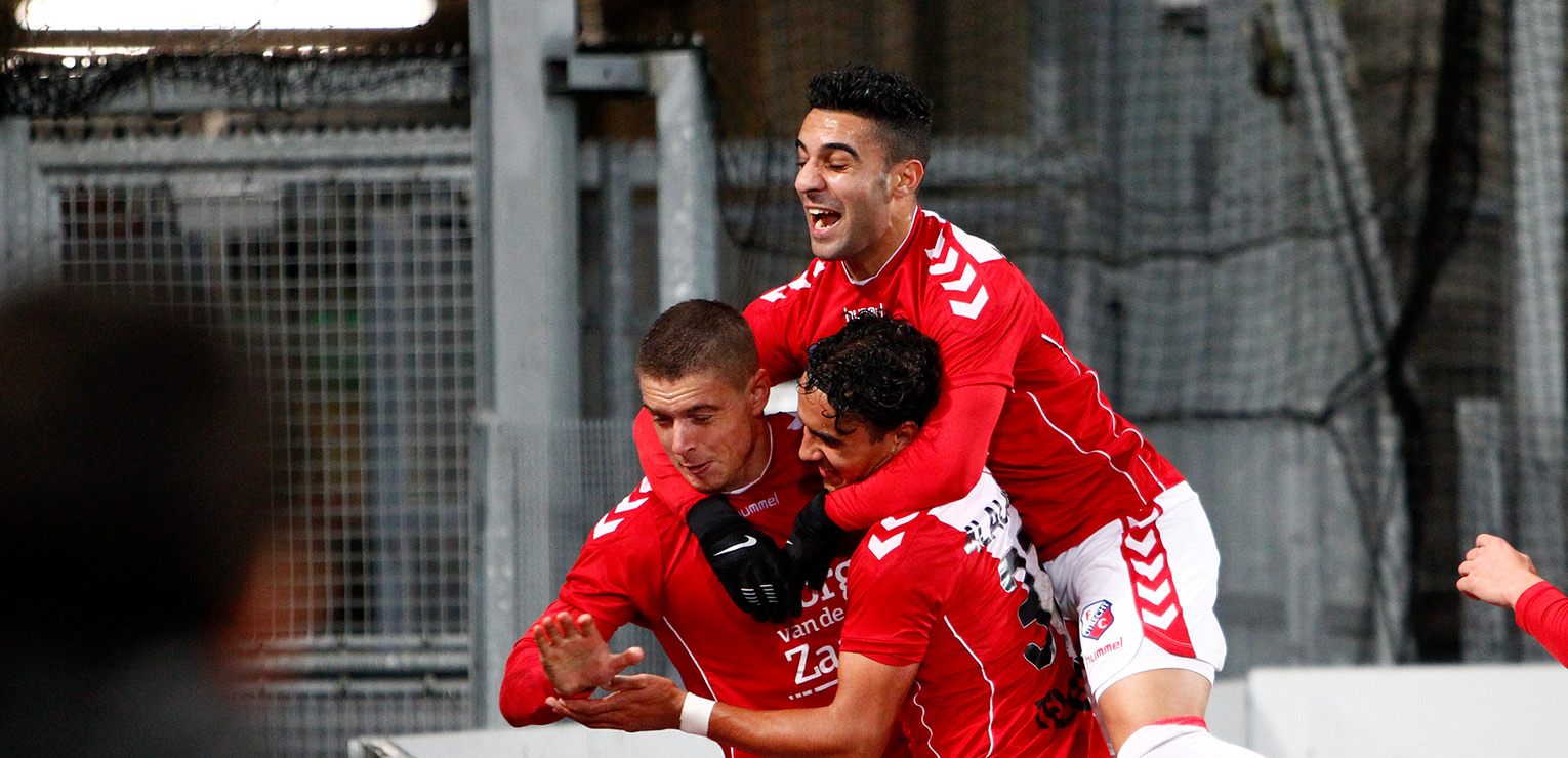 Jong FC Utrecht in Stadion Galgenwaard tegen Almere City FC