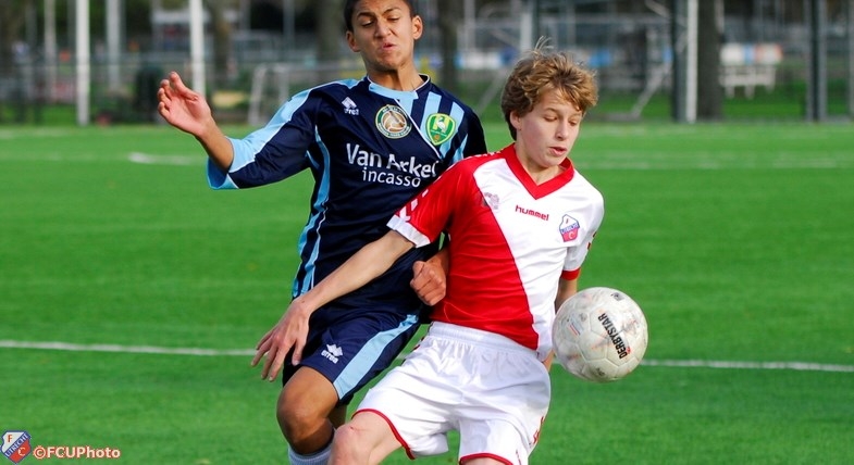 FC Utrecht O14 speelt voorwedstrijd