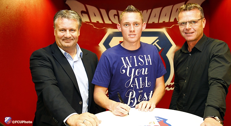 FC Utrecht strikt middenvelder De Groot (19)