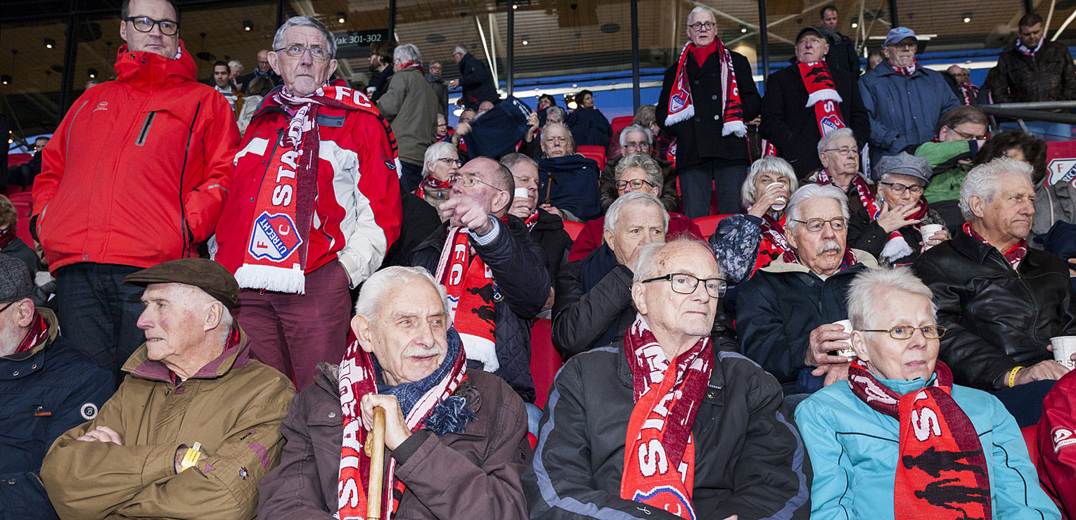 Bezoek van Stichting Kootje met ouderen en vrijwilligers aan FC Utrecht - sc Heerenveen in beeld
