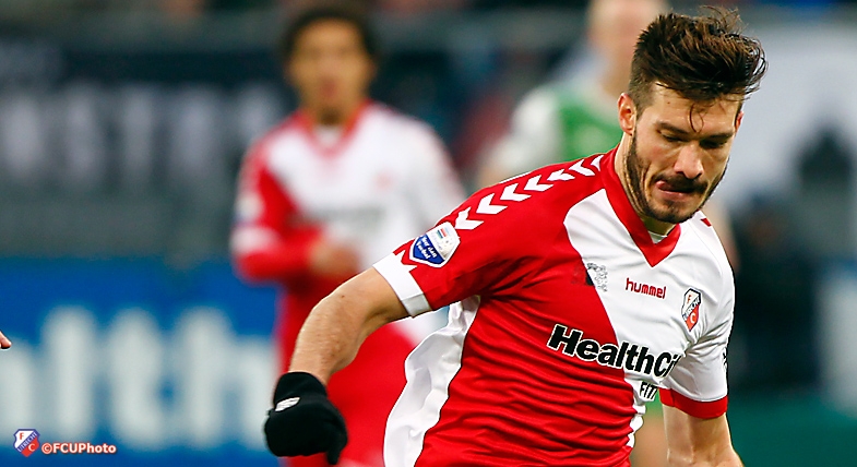 Duplan onder het mes na breken knieschijf