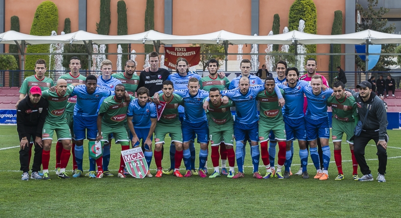 Oar bezorgt FC Utrecht oefenzege op Algerijnen