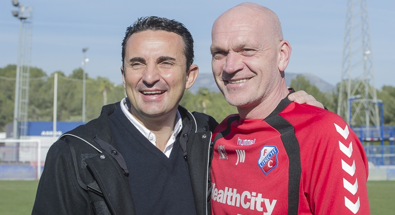 VIDEO Dag 5: Bikkelen in Benidorm