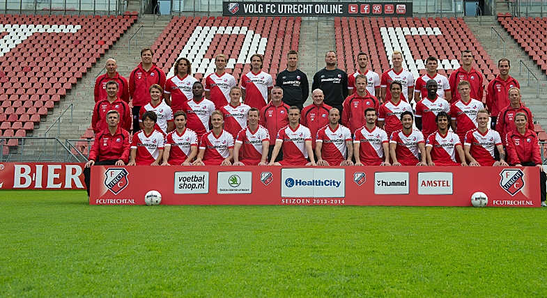 Spelers FC Utrecht helpen de club