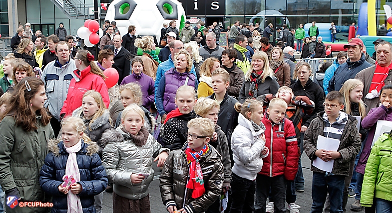 Aanstaande zondag weer Fan Village
