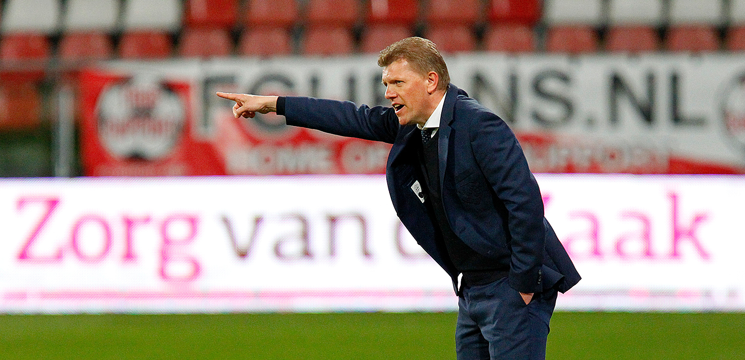 FC Utrecht en Robin Pronk met elkaar door