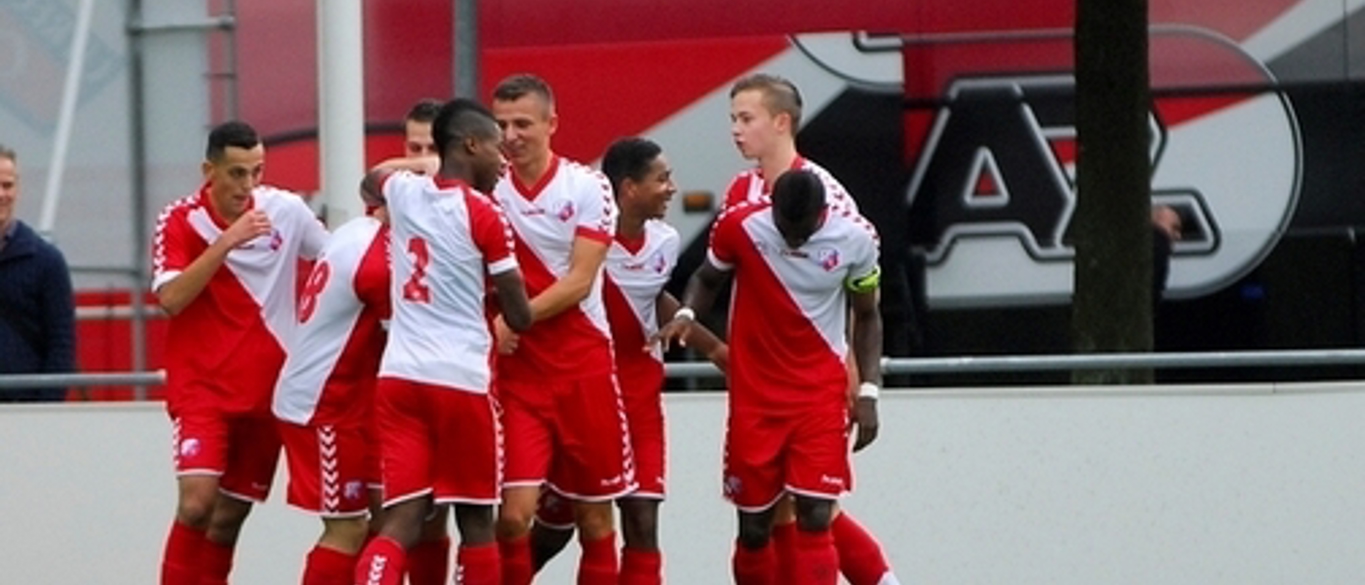 Fc Utrecht O19 Wint Van Az A1