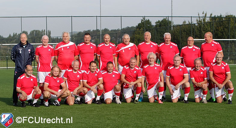 Ouderen komen samen bij FC Utrecht - SC Cambuur