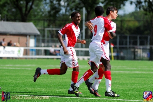 FC Utrecht O15 begint bekercompetitie met overwinning