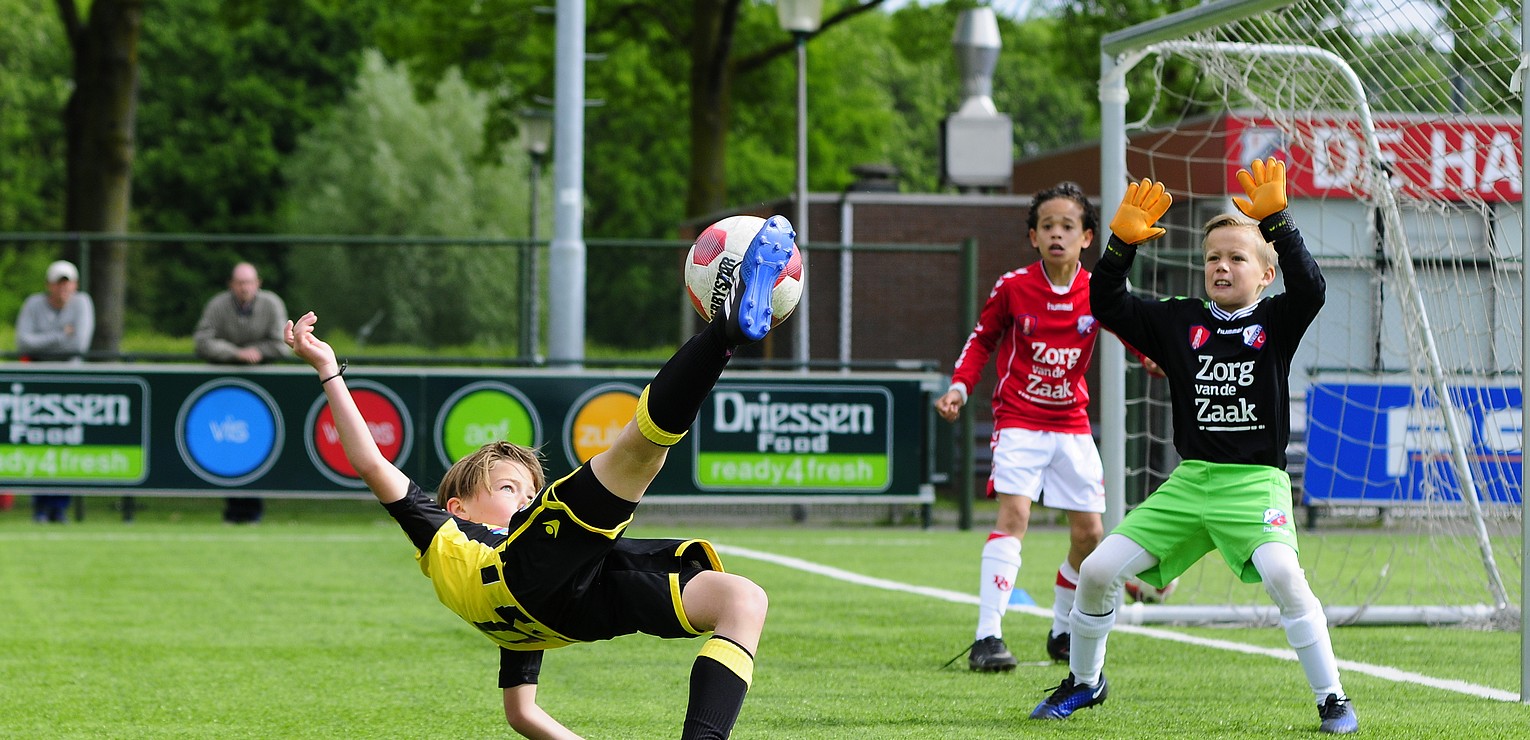 FC Utrecht O10 speelt wisselvallig