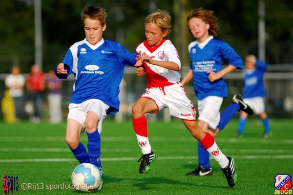 FC Utrecht O11 te sterk voor Houten E1