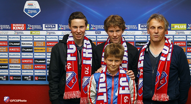 Supporters steunen FC Utrecht Academie