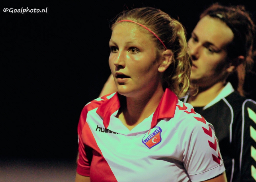 Zesklapper FC Utrecht Vrouwen: "Goed begonnen, lekker"