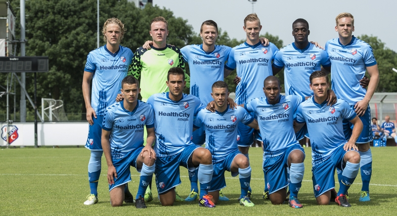 Jong FC Utrecht op bezoek bij Wijdbroeken