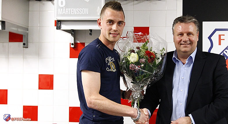 Drietal tekent eerste profcontract bij FC Utrecht