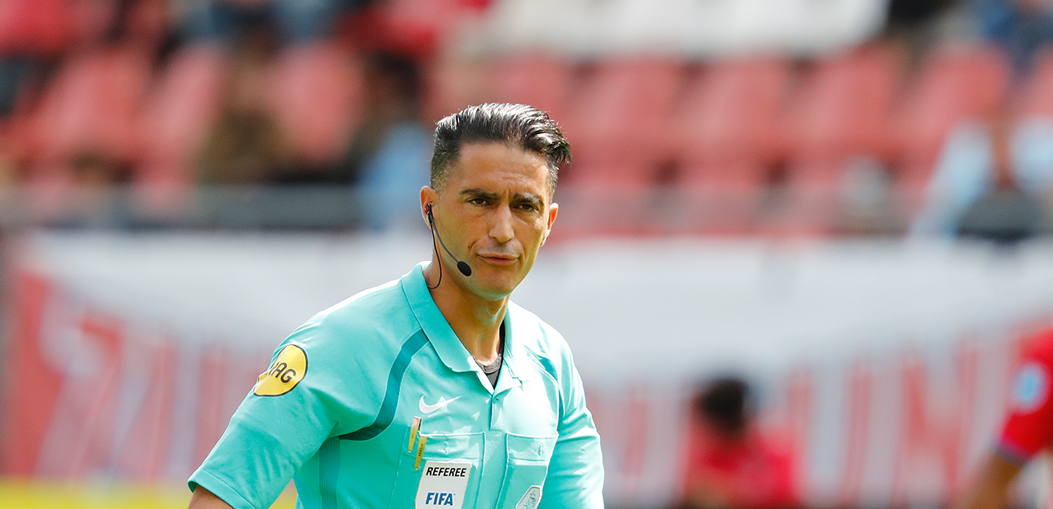 Serdar Gözübüyük leidt FC Utrecht - AZ