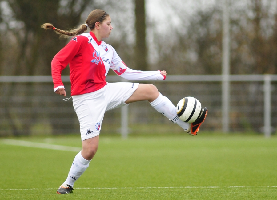 FC Utrecht Girls Academy oefent tegen Arsenal