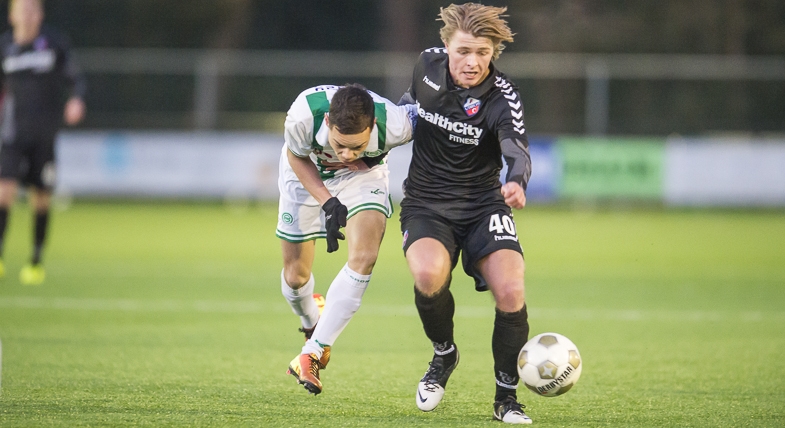 Jong speelt gelijk in Groningen: 1-1