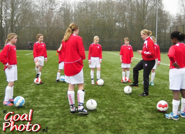 Toppersbezoek op de Luc Stevensschool