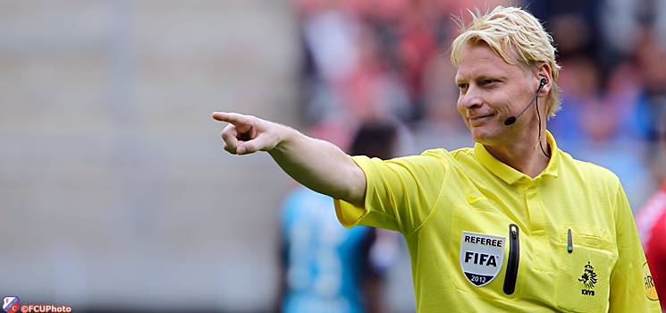 Kevin Blom fluit Twenteuit