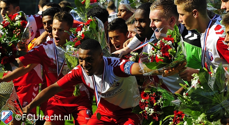 FC Utrecht O17 wint Supercup