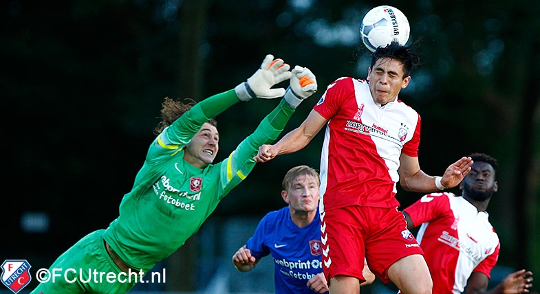 Jong FC Utrecht snijdt zichzelf in de vingers
