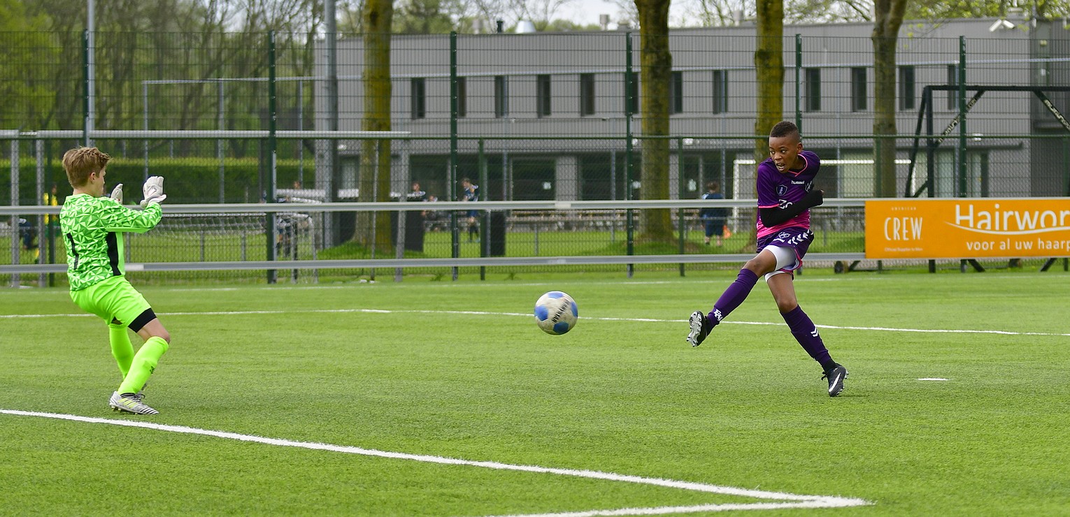 Ruime overwinning FC Utrecht O12 in oefenwedstrijd