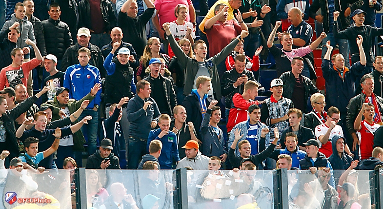 Drankje vooraf zaterdag in De Knyp