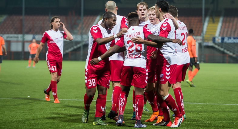 Jong FC Utrecht sluit seizoen af in Stadion Galgenwaard