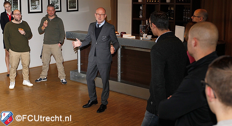 Gazellen-gezelschap geniet in Stadion Galgenwaard