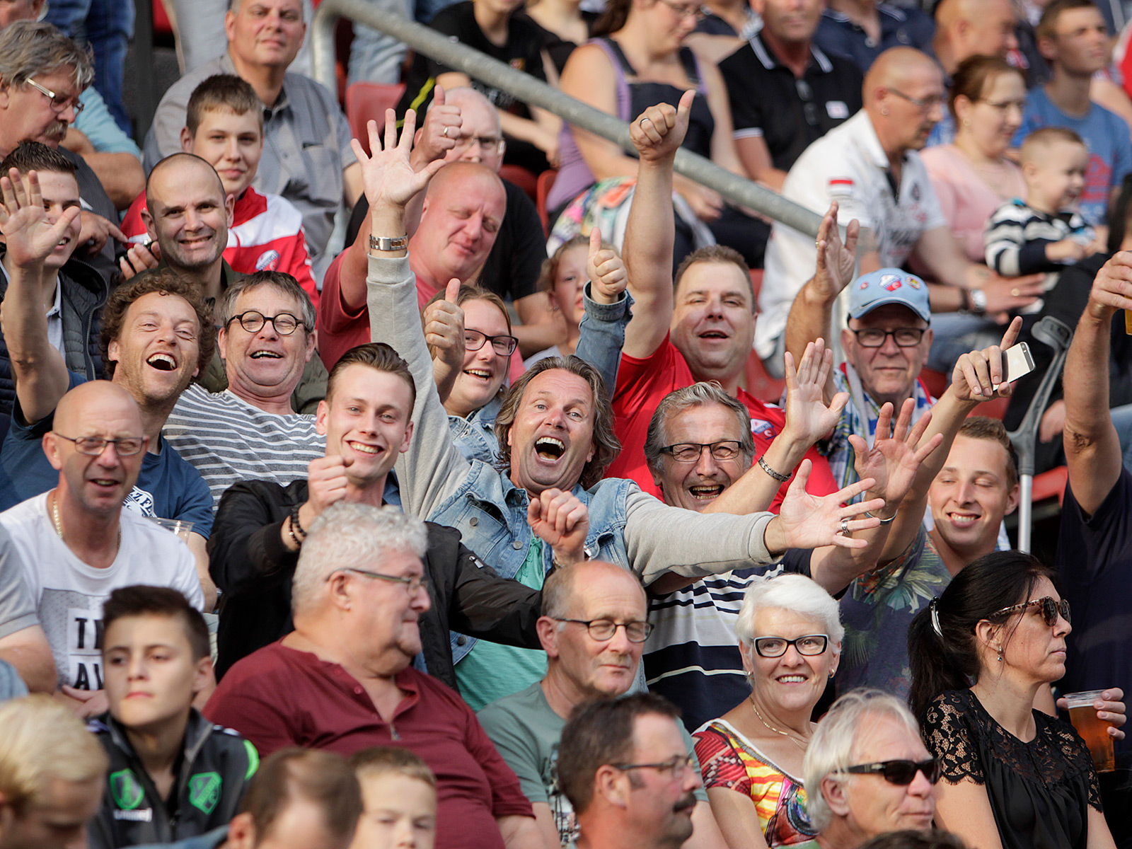 Seizoenkaarten op de post